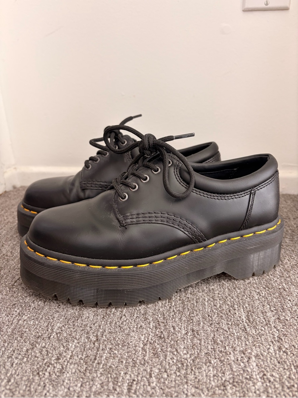 Dr. Martens 8053 Quad Smooth Leather Platform Shoes - Black